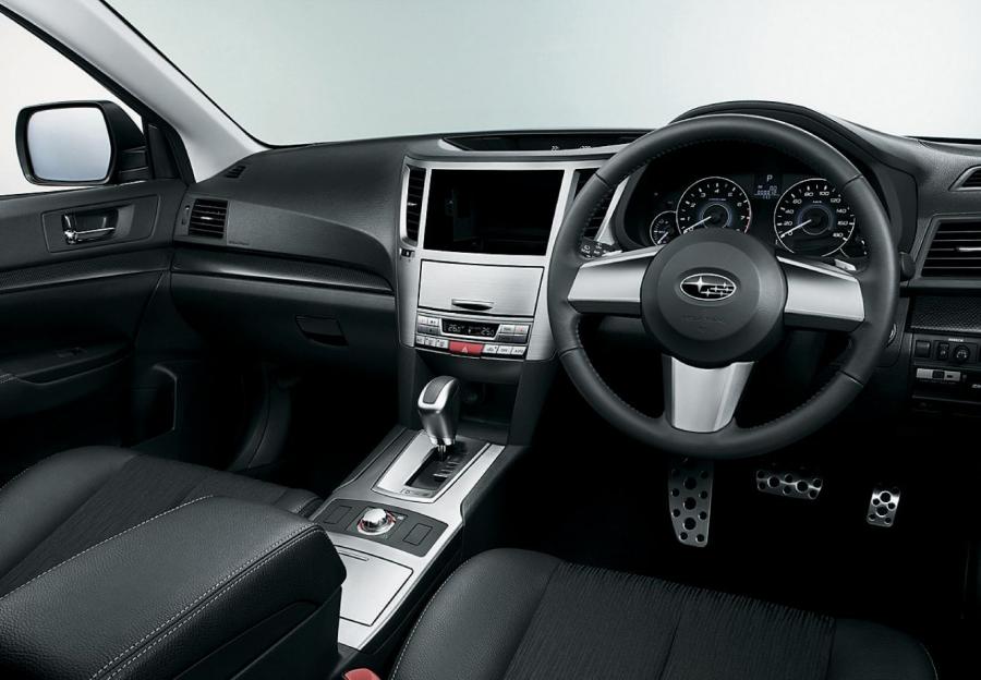  Subaru Legacy Touring Wagon 2010 года  (фото 25 из 39)